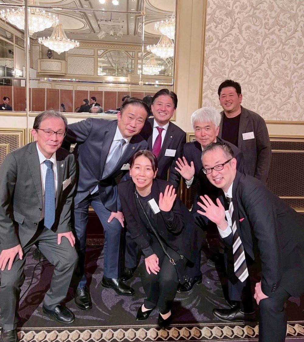 懇親交流会で集まった参加者